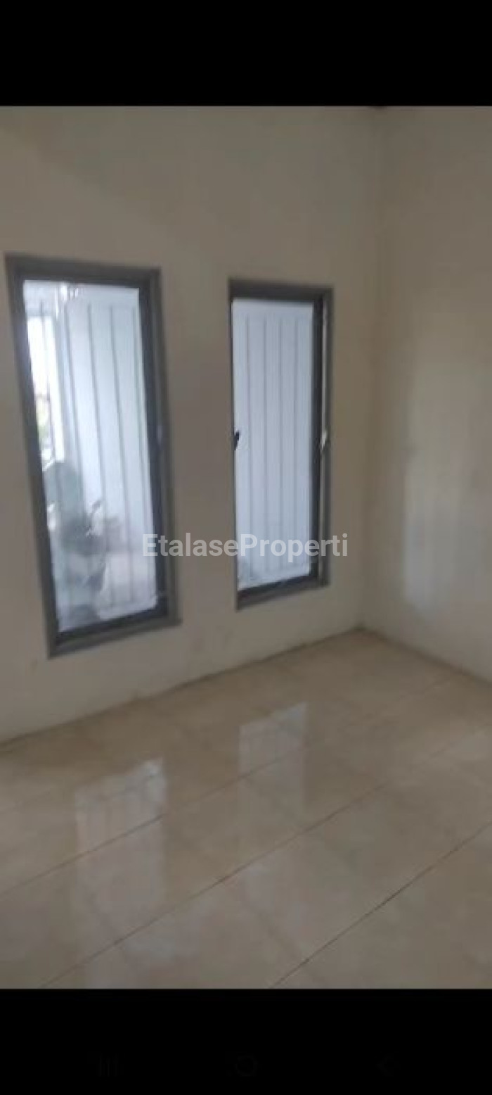 Foto properti JUAL RUMAH BERLOKASI DI MANGGALA RESIDENT,  BALASKLUMPRIK, WIYUNG, SURABAYA BARAT 1