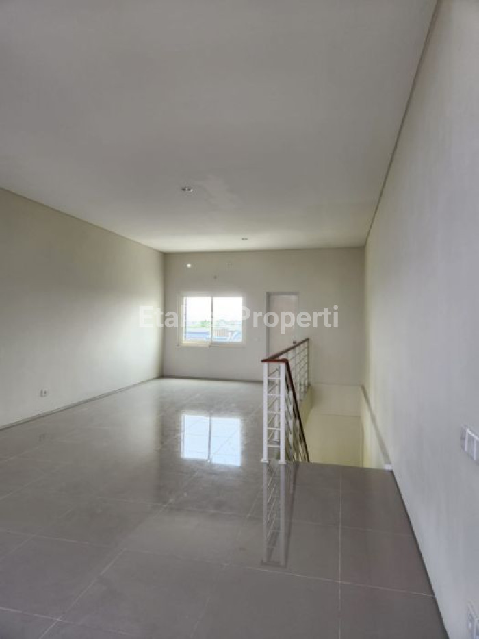 Foto properti Sewa Ruko Northwest Boulevard Hadap Utara 6