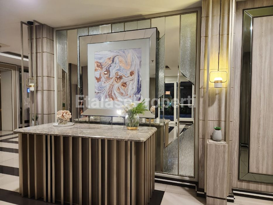 Foto properti Sewa Apartemen Puncak CBD, City + Toll View! 1