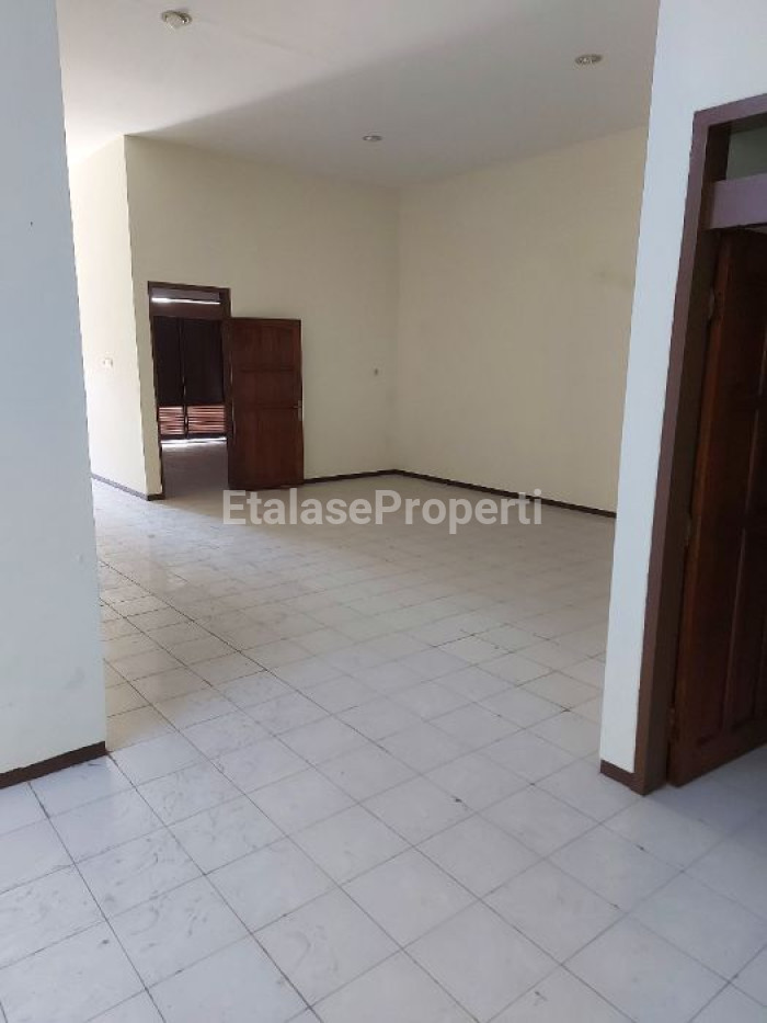 Foto properti Disewakan Rumah Baru Renovasi Lebak Arum 7