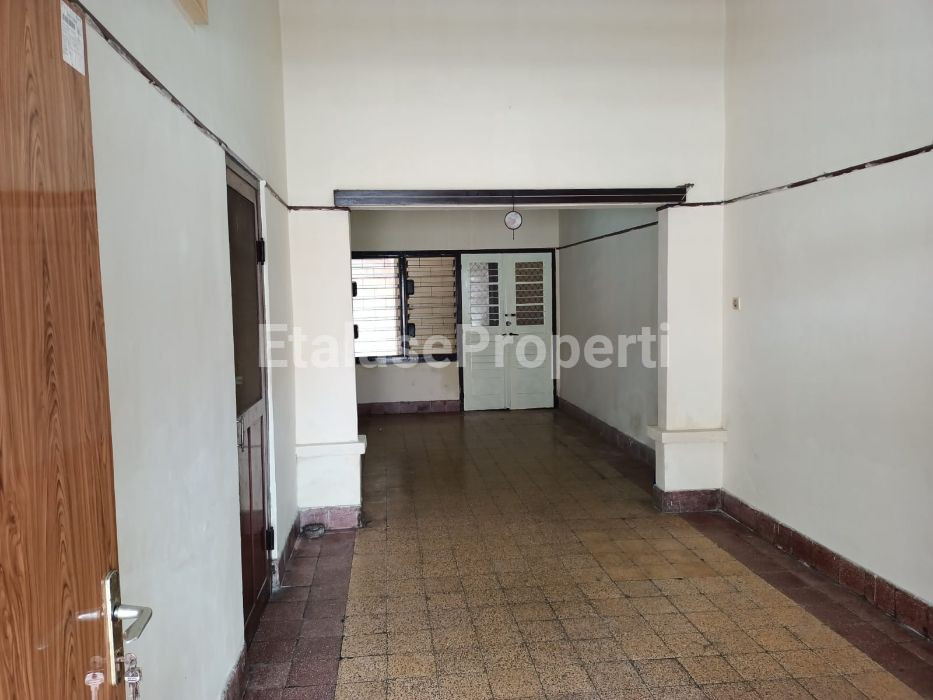 Foto properti Di Jual Rumah Jl Bogen Baru, Ploso, Tambaksari 4