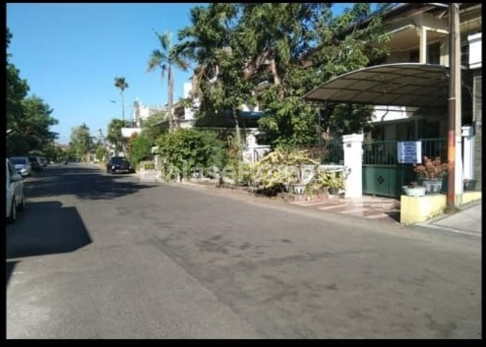 Foto properti Rumah Taman Pondok Indah Wiyung Surabaya 7