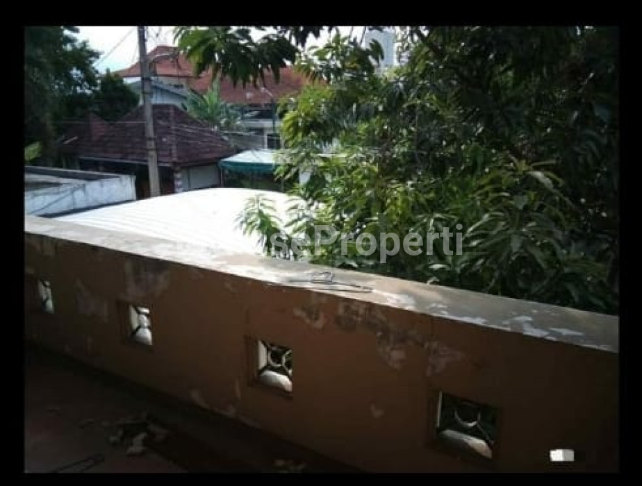 Foto properti Rumah Taman Pondok Indah Wiyung Surabaya 9