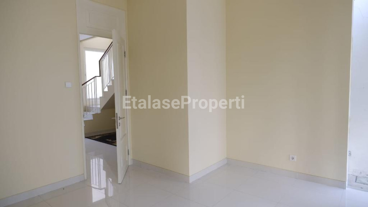 Foto properti Grand Pakuwon Cluster Terdepan 8