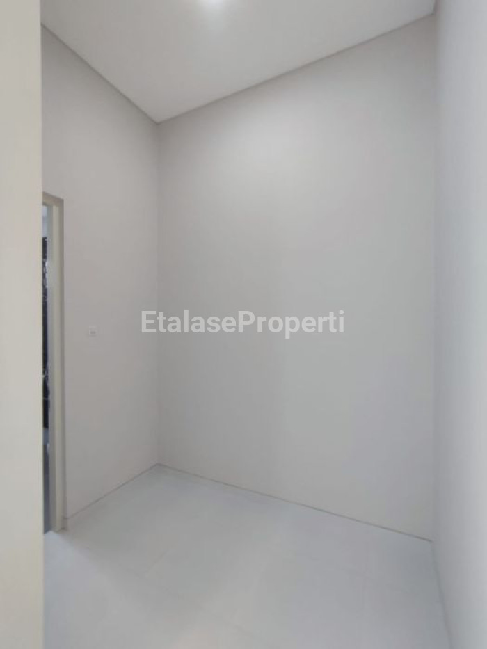 Foto properti Manyar Kertoadi Baru Gang Terdepan Siap Huni 4