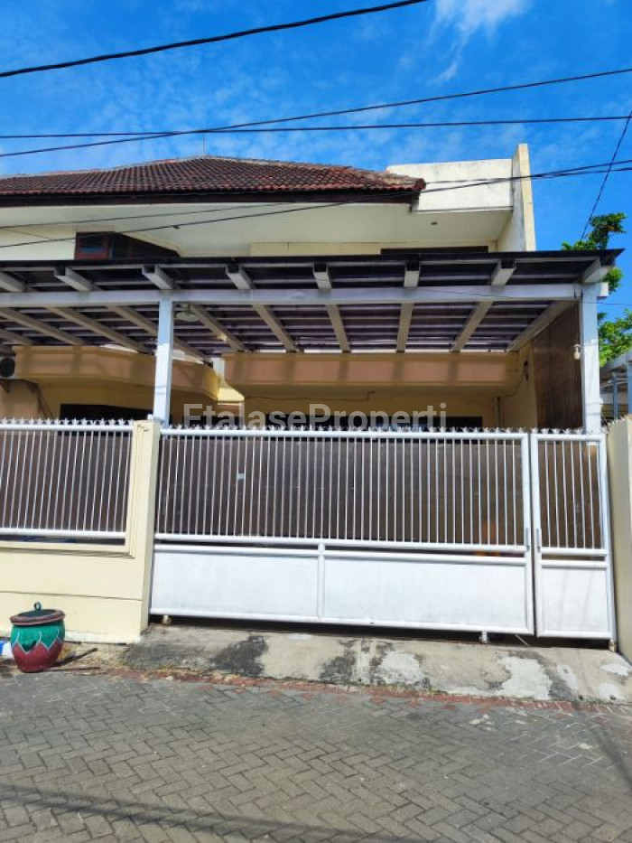 Foto properti Dijual Cepat Rumah Hitung Tanah Hook Simpang Darmo Permai Selatan 1