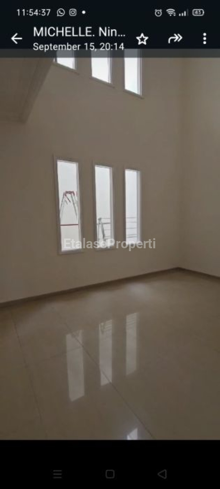 Foto properti Rumah Mewah Bagus Siap Huni Di Galaxy Bumi Permai Araya Tahap 1 Lokasi Strategis 4