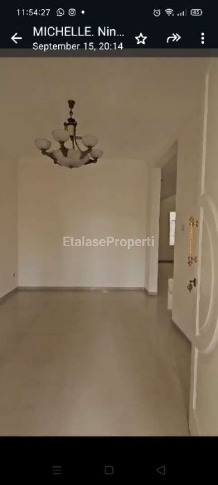 Foto properti Rumah Mewah Bagus Siap Huni Di Galaxy Bumi Permai Araya Tahap 1 Lokasi Strategis 9