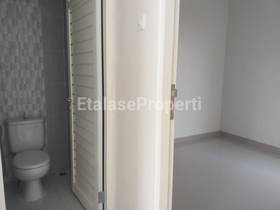 Foto properti (PRIMARY) DIJUAL RUMAH 1 LANTAI PURI SAFIRA REGENCY DP. 0 7