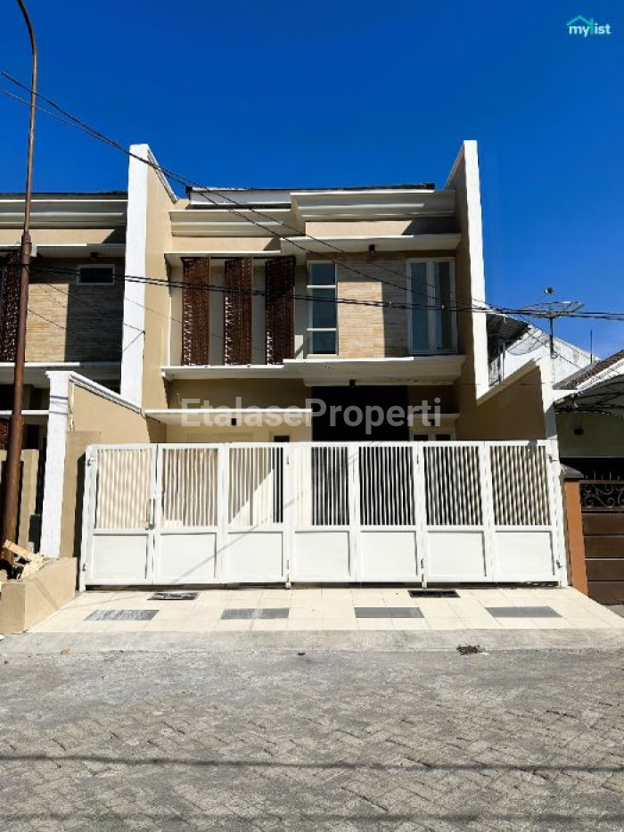 Foto properti Dijual Rumah Baru 2 Lantai Minimalis Manyar Kertoadi Dekat Galaxy Mall 1