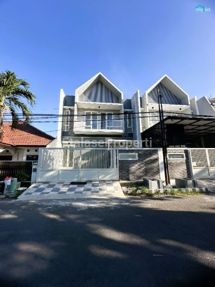 Foto properti Rumah Baru 2 Lantai Manyar Tirtomoyo Dekat Sekolah Petra Manyar 1