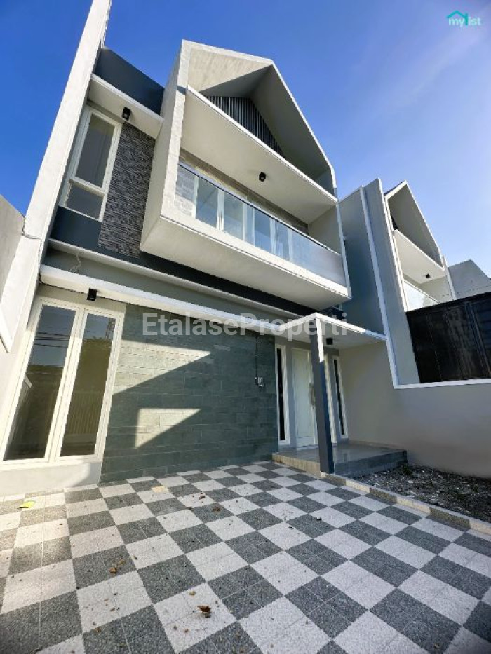 Foto properti Rumah Baru 2 Lantai Manyar Tirtomoyo Dekat Sekolah Petra Manyar 2