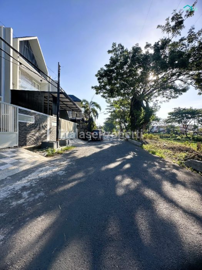 Foto properti Rumah Baru 2 Lantai Manyar Tirtomoyo Dekat Sekolah Petra Manyar 3