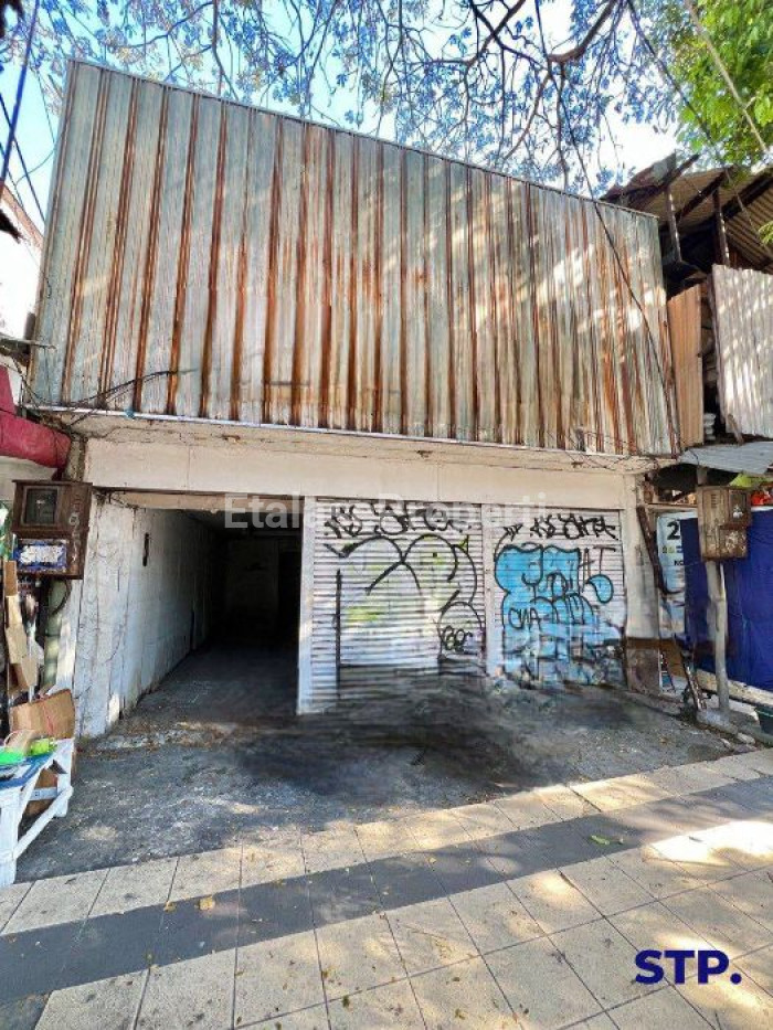 Foto properti Ruko / Rumah Usaha Di Jalan Praban Dekat Tunjungan 6