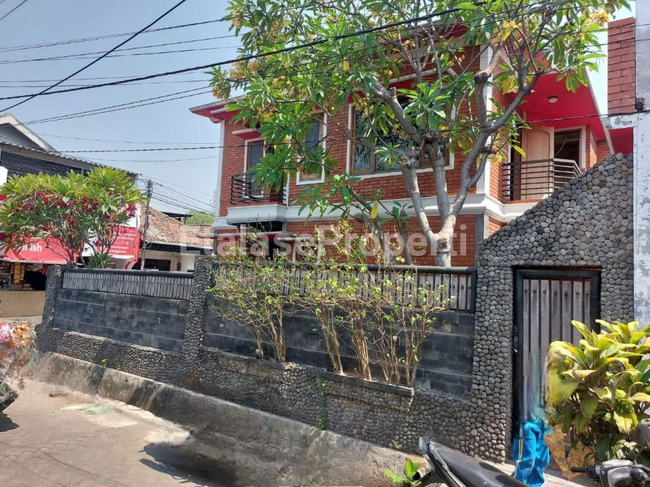 Foto properti Jual Rumah + Kos Di Jalan Kupang Segunting, Tegalsari 2