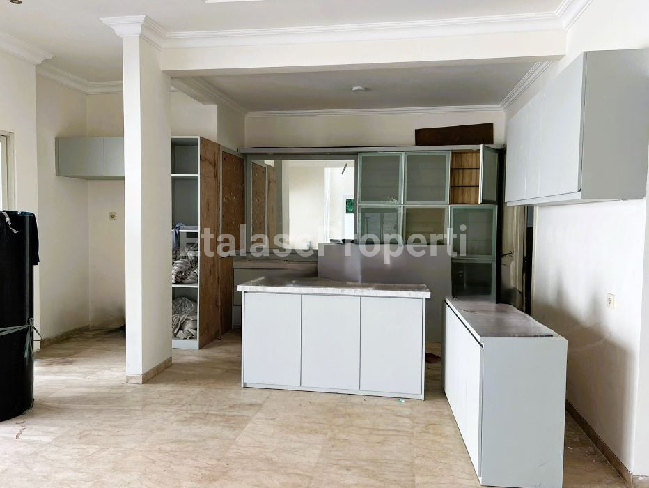 Foto properti Dijual Rumah Wisata Bukit Mas Cluster Venesia Hill With Private Pool 2