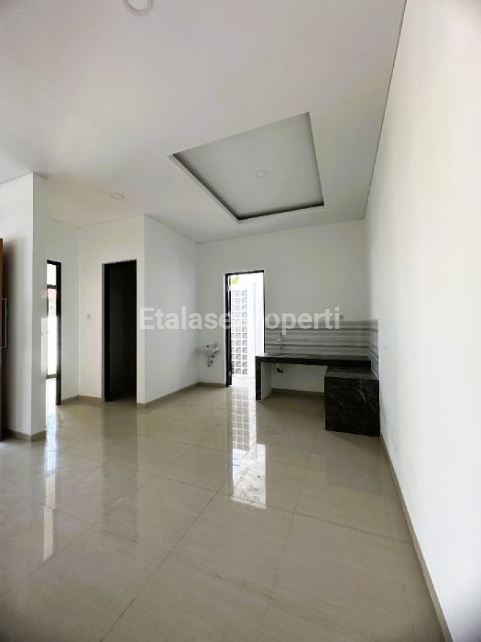 Foto properti Rumah Baru 2 Lantai Hook Gading Pantai 100m Dari Raya Kenjeran 6
