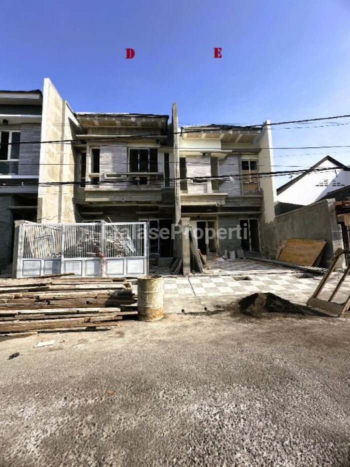 Foto properti Rumah Baru Gress 2 Lantai Jemursari Timur Dekat Dengan Pusat Bisnis 1