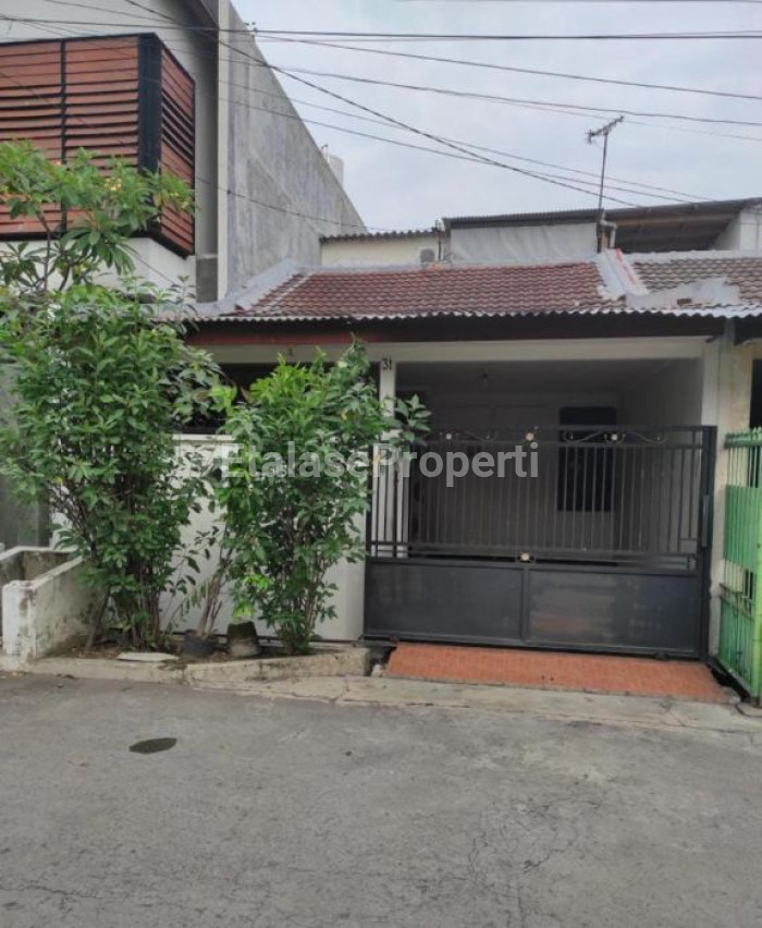 Foto properti Jual Rumah Babatan Pantai 3