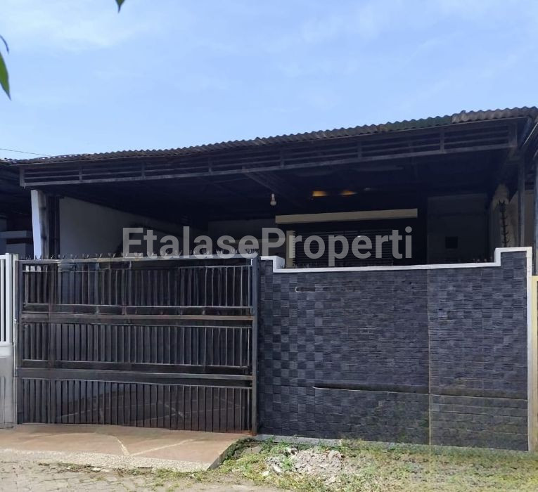 Foto properti Jual Rumah Sukolilo Dian Regency 1
