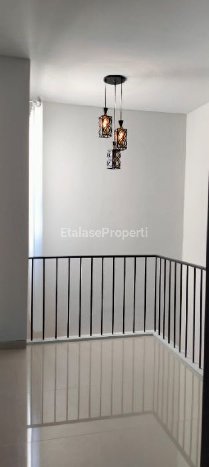 Foto properti Dijual Rumah Baru Gress Di Pantai Mentari 2