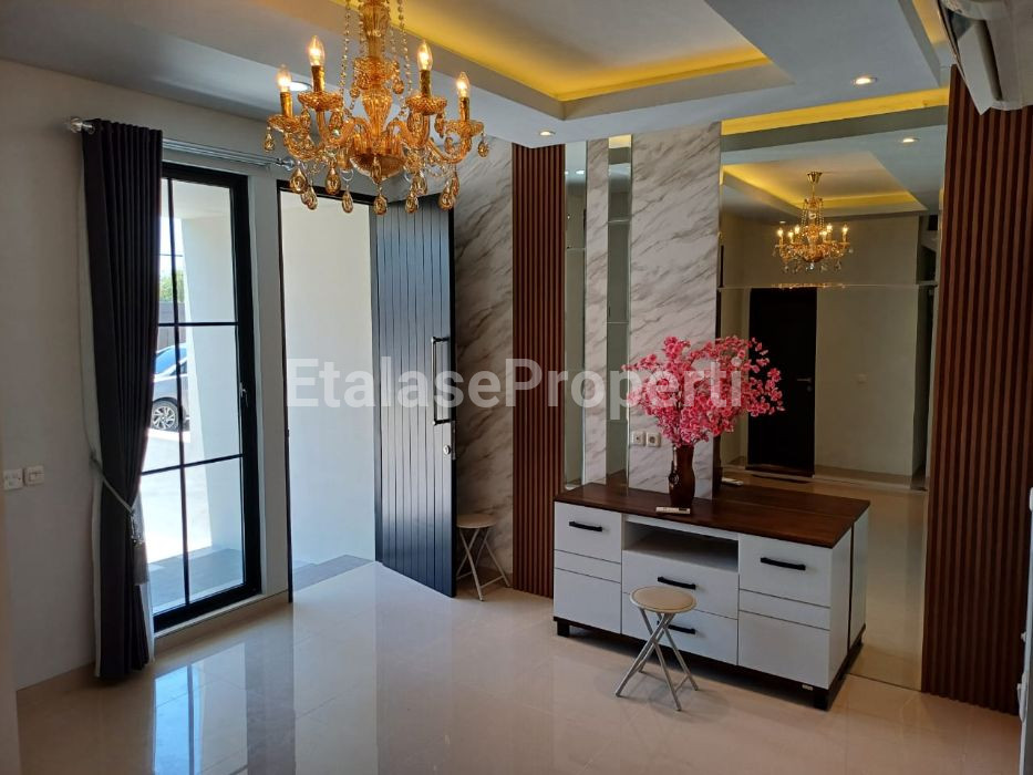 Foto properti Dijual Rumah Baru Gress Di Pantai Mentari 8