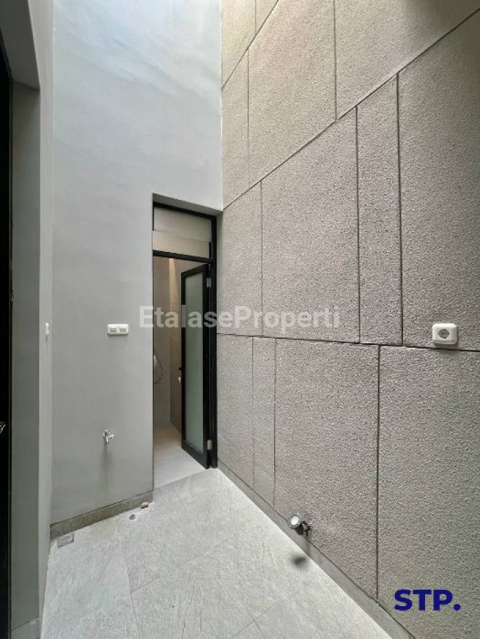 Foto properti NEW 3 Unit! Rumah Minimalis Di Nirwana Eksekutif Semi-furnished (Unit 3) 4