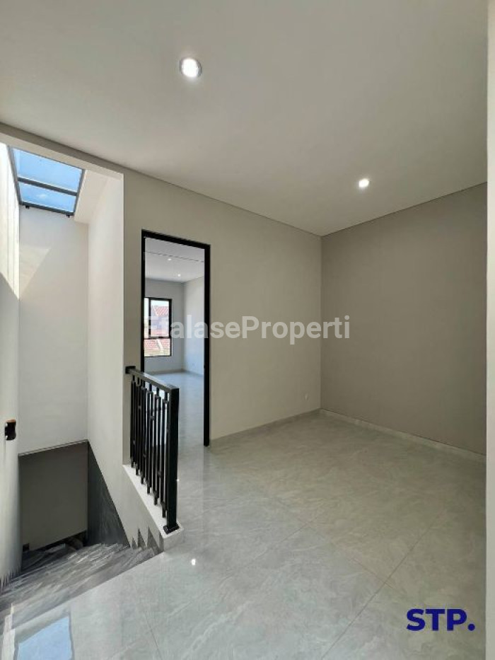 Foto properti NEW 3 Unit! Rumah Minimalis Di Nirwana Eksekutif Semi-furnished (Unit 3) 6