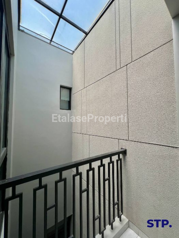 Foto properti NEW 3 Unit! Rumah Minimalis Di Nirwana Eksekutif Semi-furnished (Unit 3) 7