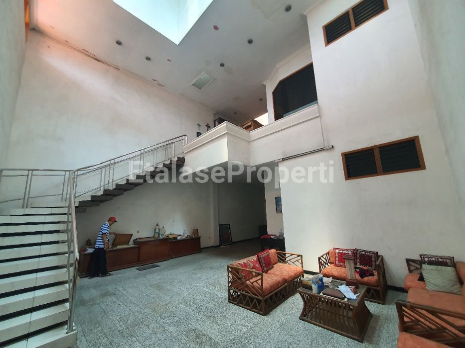 Foto properti Dijual Murah Rumah Pusat Kota Raya Kedungsari 4