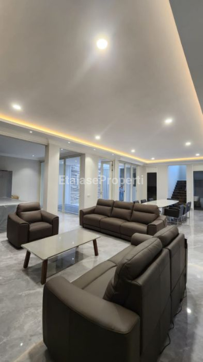 Foto properti FORSALE  Rumah Pakuwon Indah 5