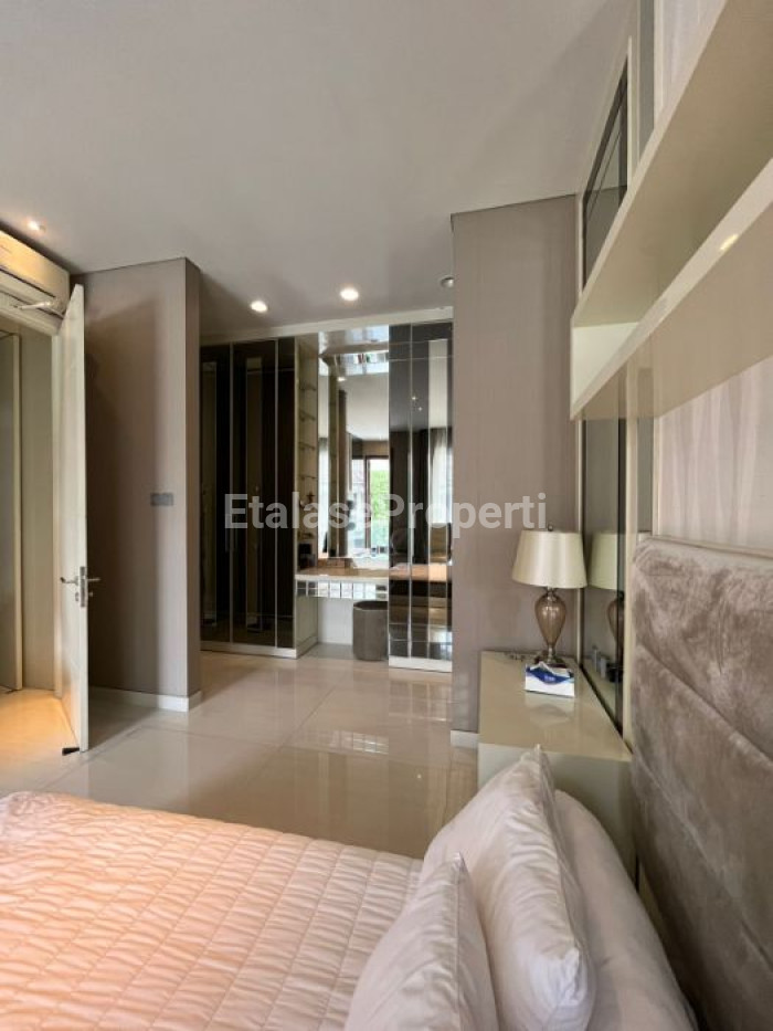 Foto properti Rumah Minimalis  Furnish Mewah Dijamin Pasti Suka  Wisata Bukit Mas 2 Grand Palais 2
