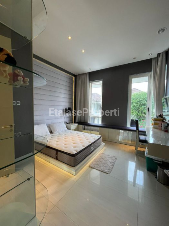 Foto properti Rumah Minimalis  Furnish Mewah Dijamin Pasti Suka  Wisata Bukit Mas 2 Grand Palais 5