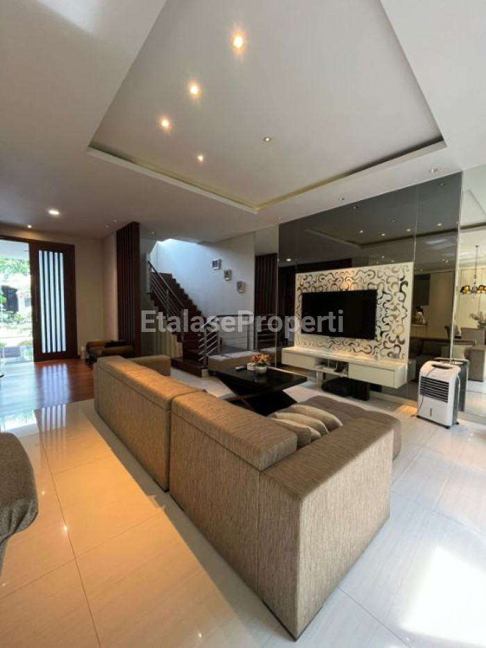 Foto properti Rumah Minimalis  Furnish Mewah Dijamin Pasti Suka  Wisata Bukit Mas 2 Grand Palais 6
