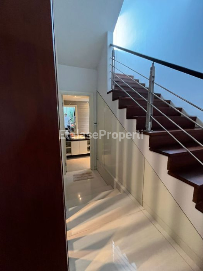 Foto properti Rumah Minimalis  Furnish Mewah Dijamin Pasti Suka  Wisata Bukit Mas 2 Grand Palais 9