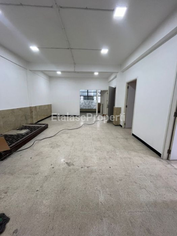 Foto properti Disewakan Ruko Pucang Jejer 9