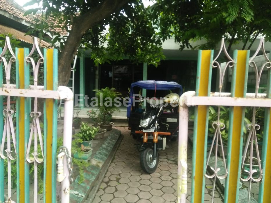 Foto properti Jual Rumah Jalan Raya Nasional Nganjuk - Bojonegoro, Di Rejoso, Nganjuk 3