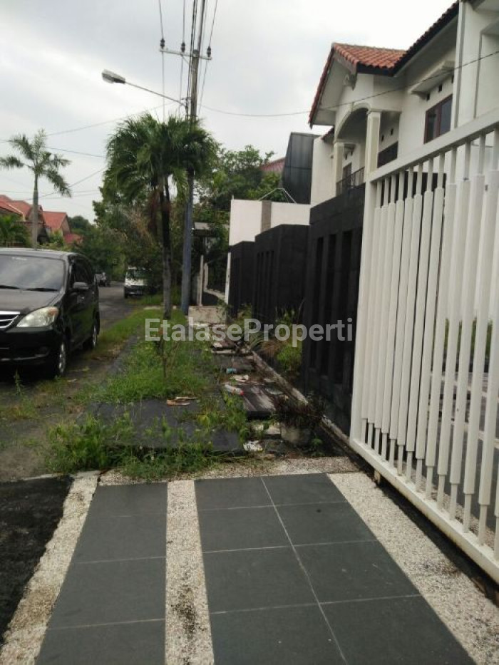 Foto properti Nginden Intan Rumah Baru Jos Tenan 2