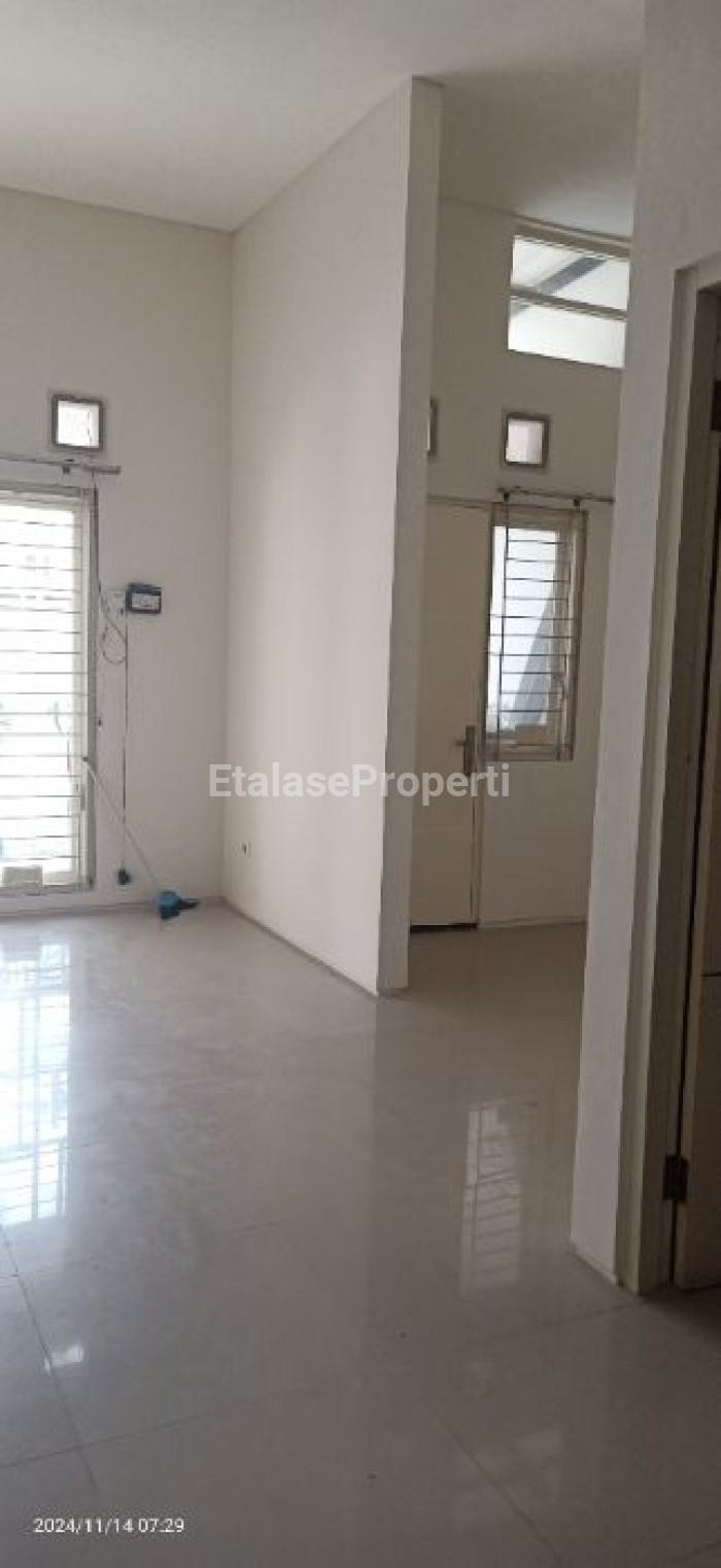 Foto properti DISEWAKAN RUMAH SIAP HUNI DI TAMAN WISATA REGENCY, LIDAH KULON 5