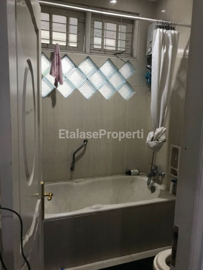 Foto properti Sidosermo PDK Luas Kokoh Untuk Kelarga Besar 8