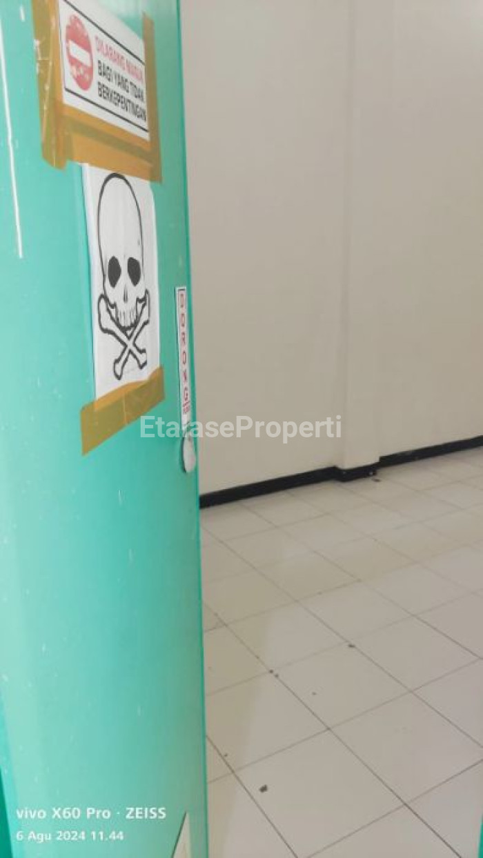 Foto properti Disewakan Ruko Siap Pakai Di Wadung Asri Sidoarjo 4