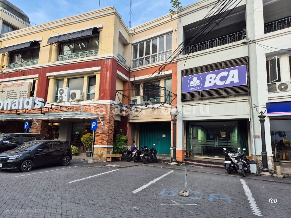 Foto properti Disewakan Ruko Central Park Raya Mulyosari Langka 1