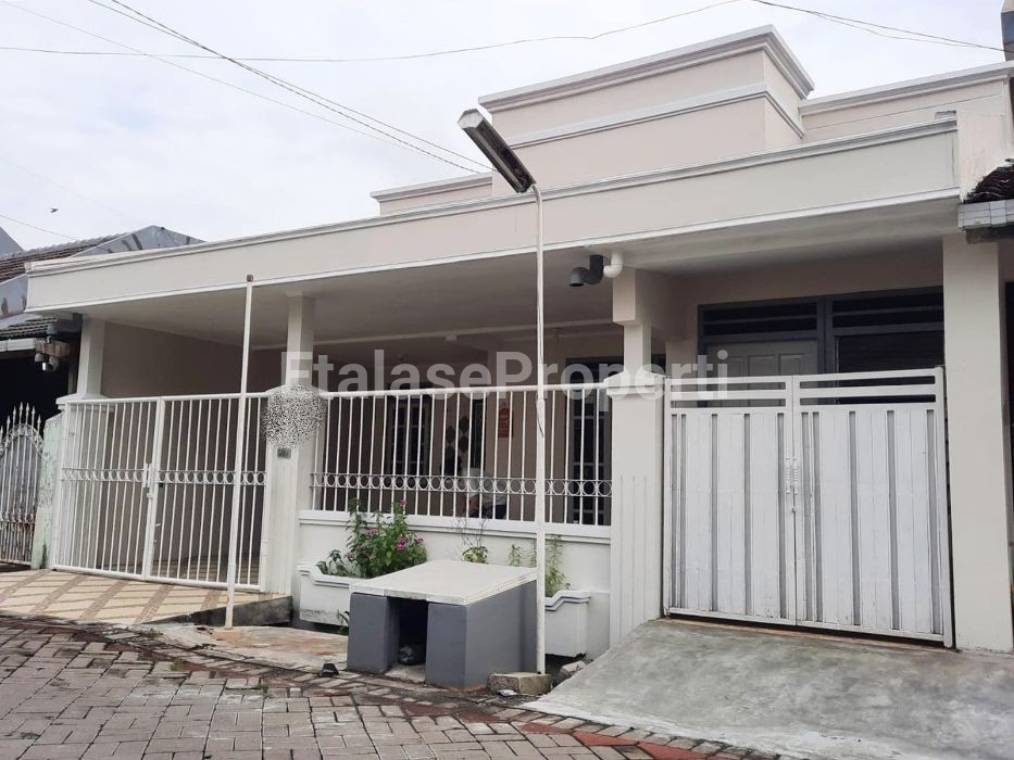 Foto properti Dijual Rumah Di Sutorejo Timur Dharmahusada Peninsula 1
