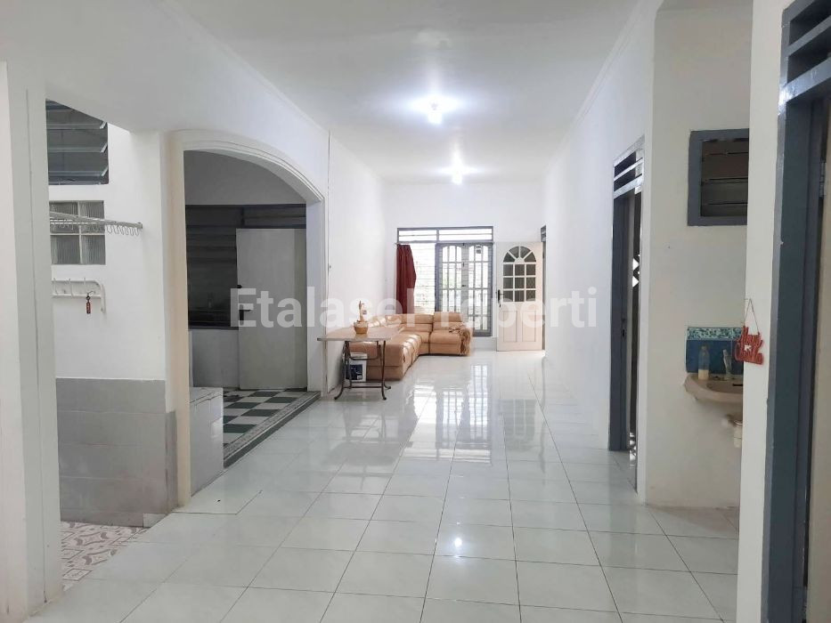 Foto properti Dijual Rumah Di Sutorejo Timur Dharmahusada Peninsula 4