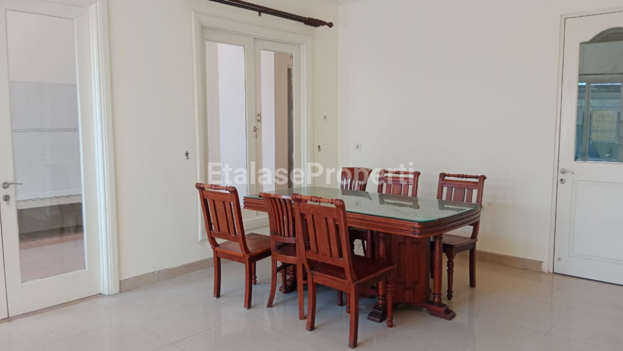 Foto properti Rumah Dijual Hook Wisata Bukit Mas 2, Luxemburg 3
