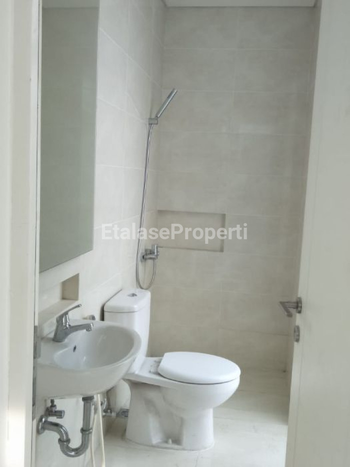 Foto properti SEWA RUMAH BARU BERLOKASI DI GRAND PAKUWON, TANDES - SURABAYA BARAT. 2