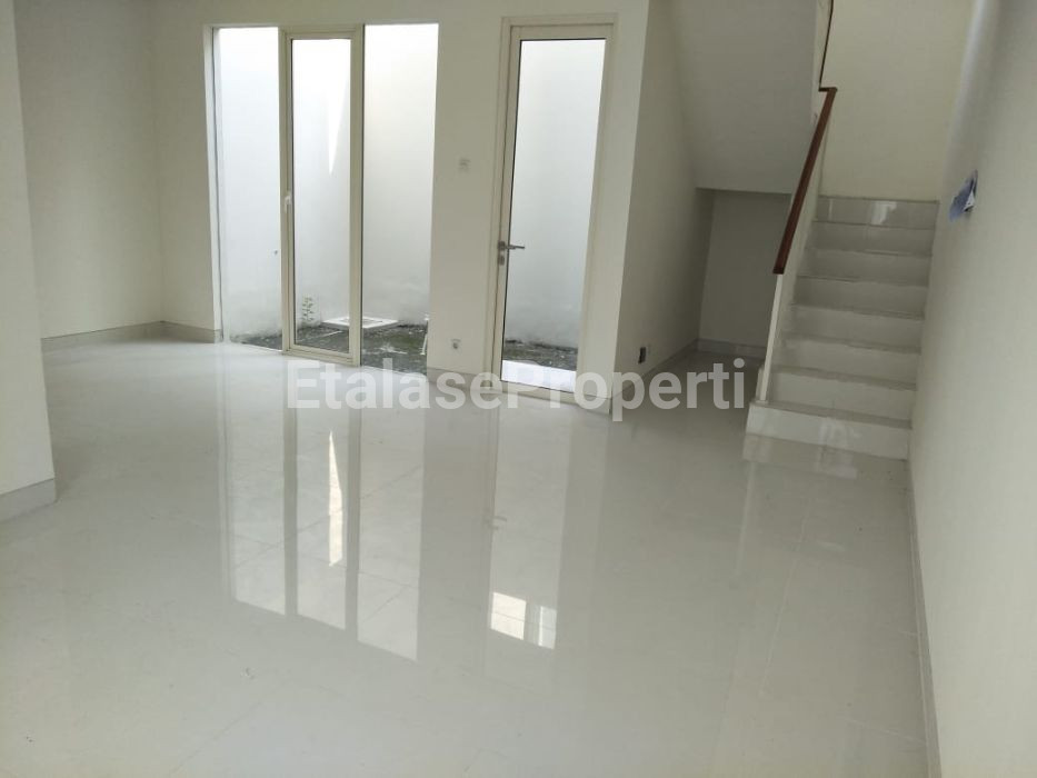 Foto properti SEWA RUMAH BARU BERLOKASI DI GRAND PAKUWON, TANDES - SURABAYA BARAT. 4