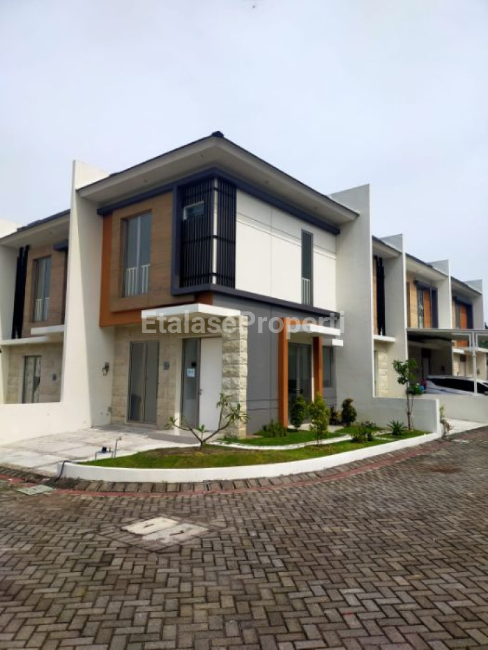 Foto properti Dijual Cepat Rumah Cantik Hook Siap Huni Di Greenland Residence Cluster Garbera 2
