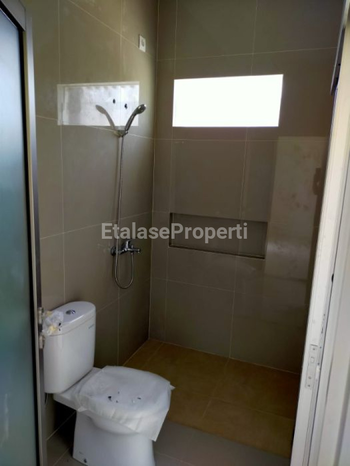 Foto properti Dijual Cepat Rumah Cantik Hook Siap Huni Di Greenland Residence Cluster Garbera 6