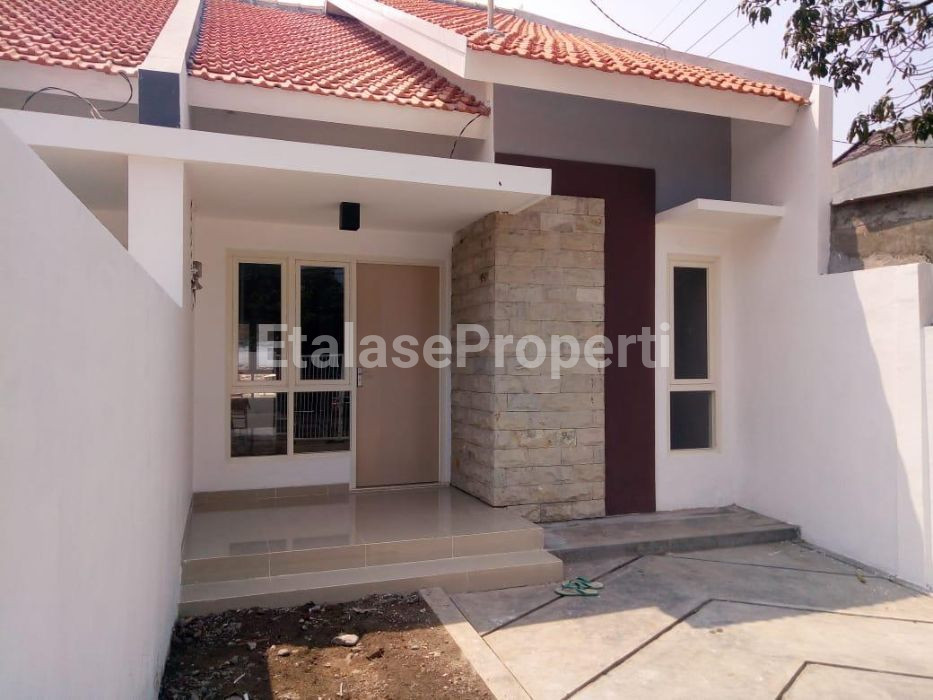 Foto properti JUAL RUMAH BARU BERLOKASI DI JL. JUWINGAN, SURABAYA PUSAT 5